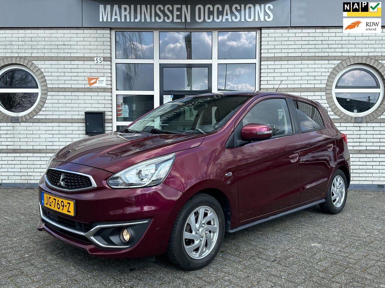 Mitsubishi Space Star - 1.0 Intense+ |Clima,KeylessEntry/StartStop,DAB| - AutoWereld.nl