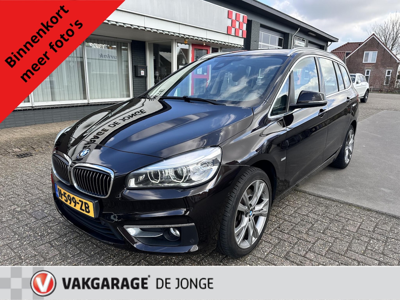 BMW 2-serie Gran Tourer - 220i Centennial High Executive 220i Centennial High Executive - AutoWereld.nl