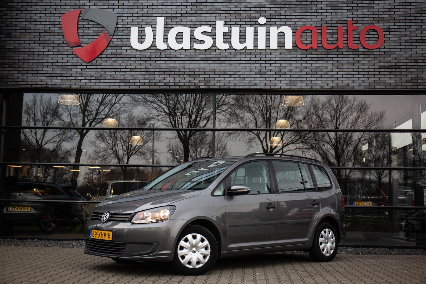 Volkswagen Touran - 1.6 TDI Trendline BlueMotion7p. 1.6 TDI Trendline BlueMotion7p. - AutoWereld.nl