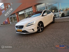 Volvo V40 - 1.5 T3 Polar+ Sport R-Design T3 152PK Navi 1e eigenaar