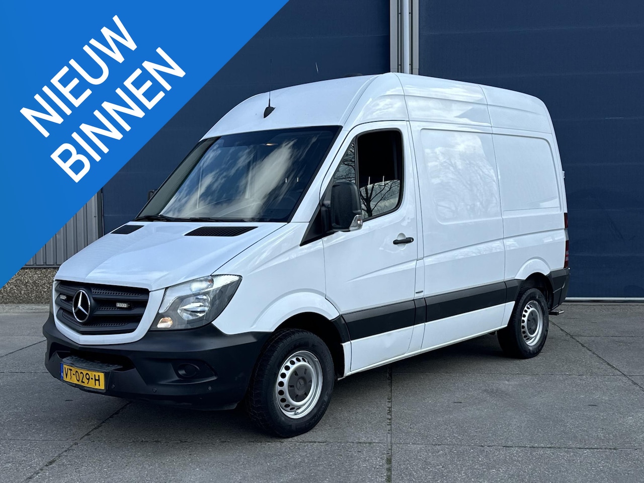 Mercedes-Benz Sprinter - 313 2.2 CDI 325 HD AIRCO / CRUISE CONTROLE / TREKHAAK / AUTOMAAT - AutoWereld.nl