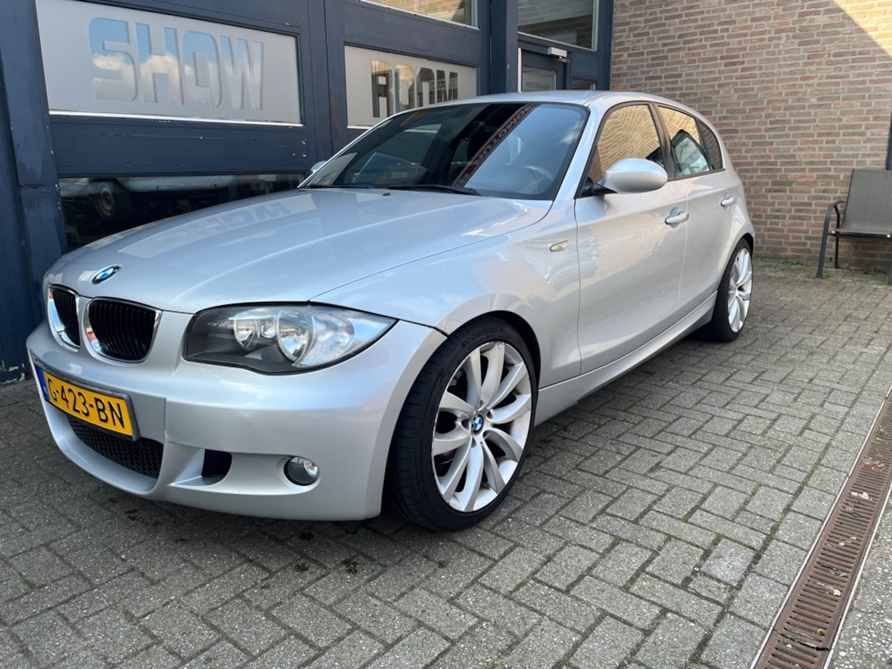 BMW 1-serie - 118i High Executive M-Pakket - AutoWereld.nl