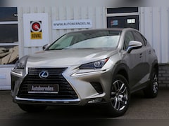 Lexus NX - 300h AWD*BTW*Perfect Onderh.*Fabrieksgarantie t/m11-2031*Pano/Leder/Stoelverw./Stuurverw./