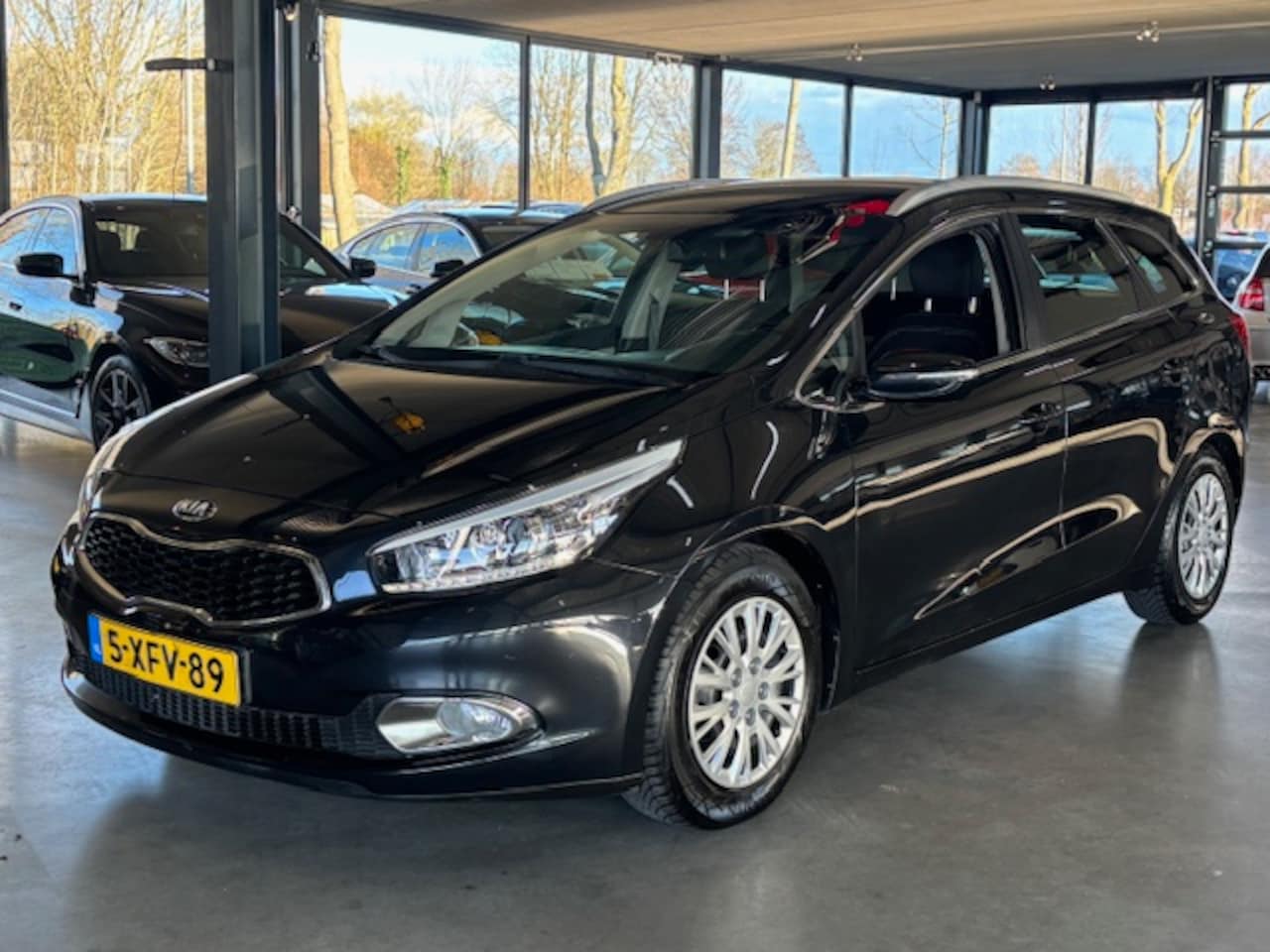 Kia Cee'd - Cee D 1.6 GDI Eco Dynamics 135 PK Business Pack - AutoWereld.nl