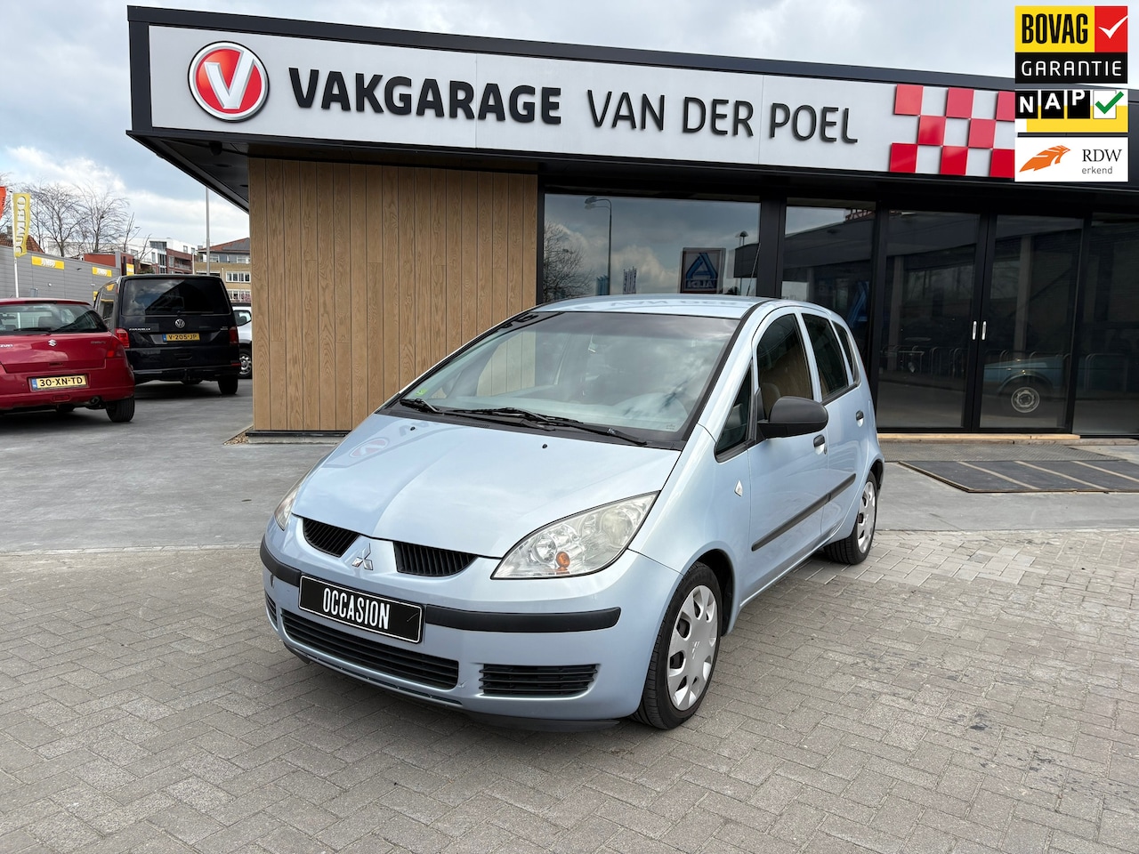 Mitsubishi Colt - 1.5 Invite 1.5 Invite - AutoWereld.nl