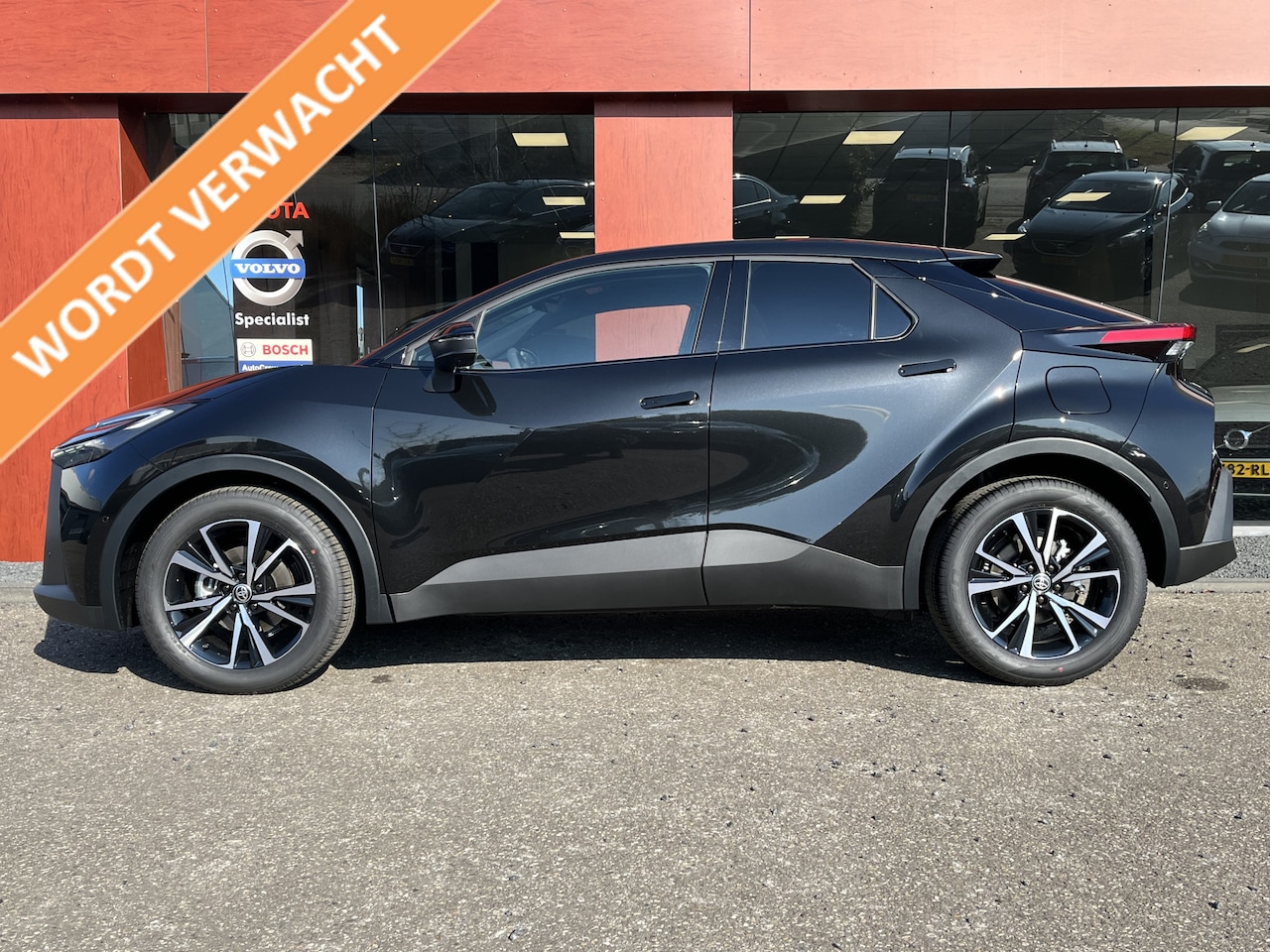 Toyota C-HR - 1.8 Hybrid 140 First Edition - AutoWereld.nl