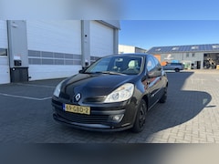 Renault Clio - 1.2-16V Special Line