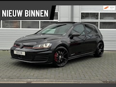 Volkswagen Golf - 2.0 TSI GTI Performance / 300PK+ / PANO / JCE / ACC / DCC / Alcantara / 19 Inch /