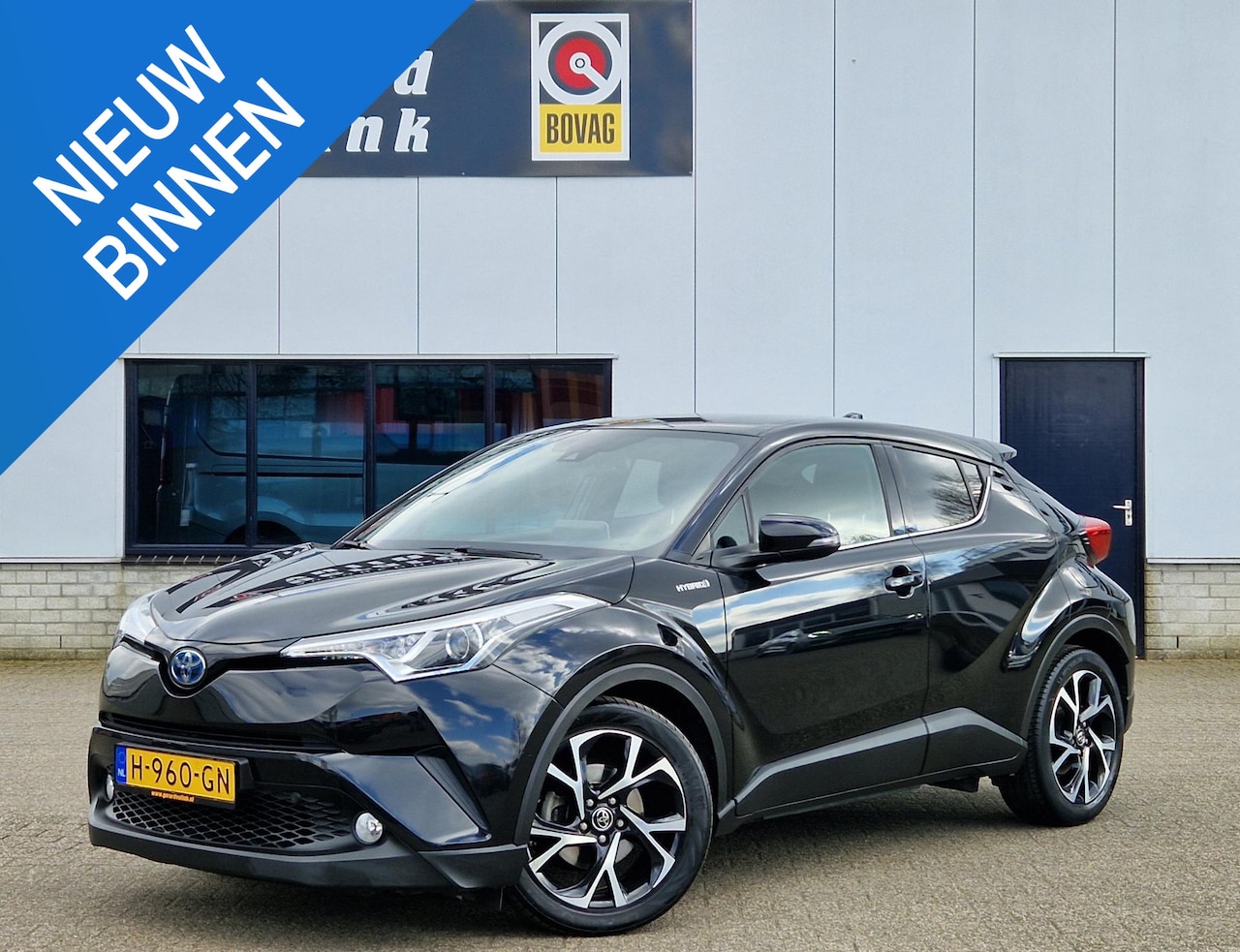 Toyota C-HR - 1.8 Hybrid Dynamic ADAP CRUISE TREKHAAK - AutoWereld.nl