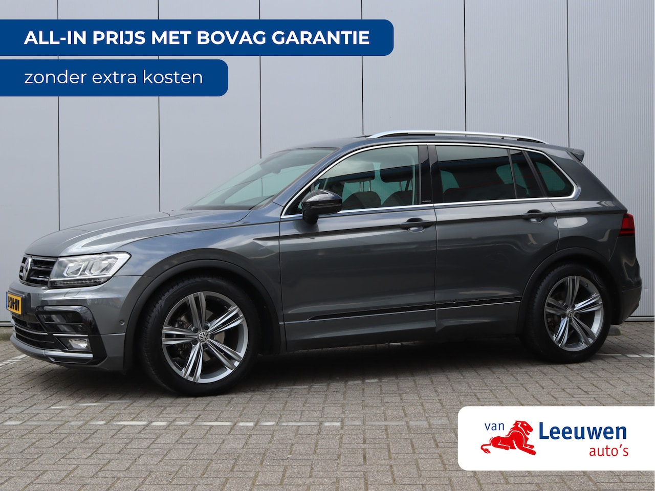 Volkswagen Tiguan - 1.5 TSI Highline R-Line | Pano | Virtual | ACC | Camera | Side Assist - AutoWereld.nl