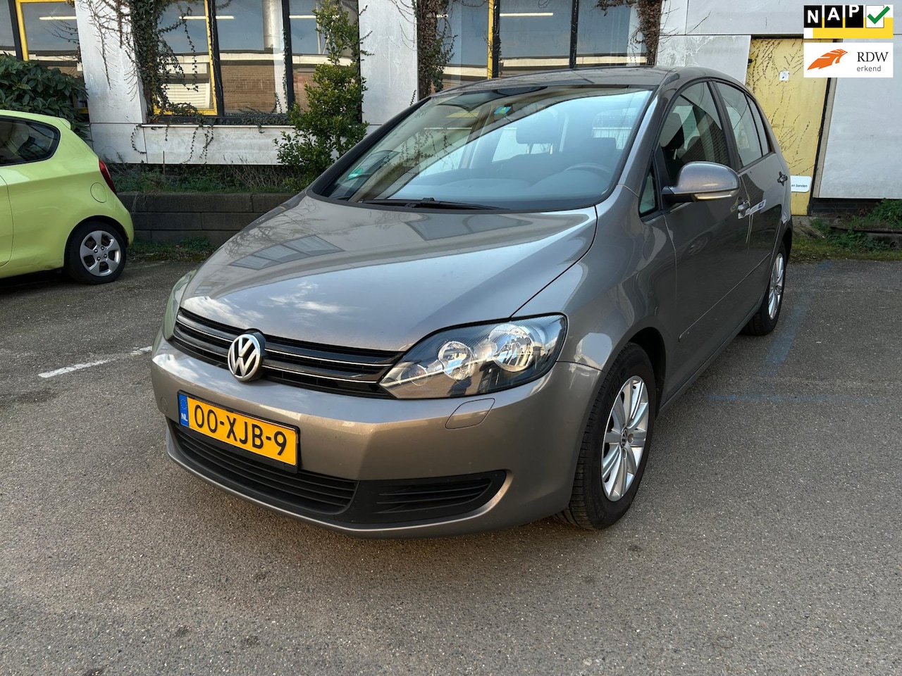 Volkswagen Golf Plus - 1.2 TSI Comfortline BlueMotion / Airco /Navigatie /Bluetooth - AutoWereld.nl