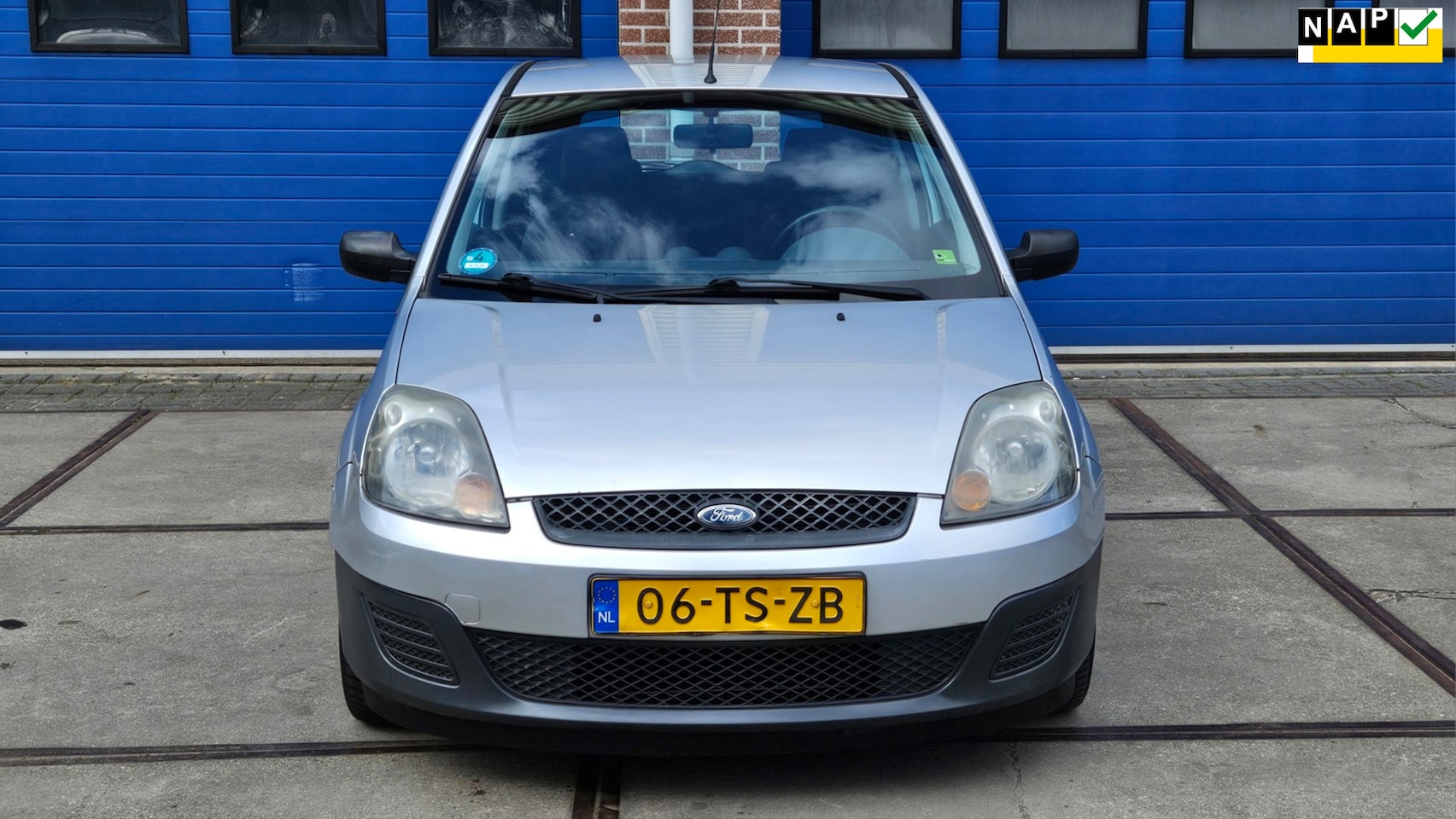 Ford Fiesta - 1.3-8V Champion *airco* - AutoWereld.nl