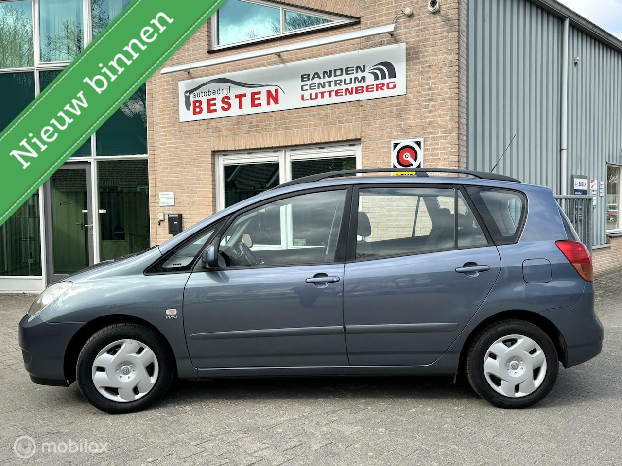 Toyota Corolla Verso - 1.6 VVT-i Linea Sol 1.6 VVT-i Linea Sol - AutoWereld.nl