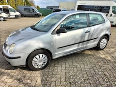 Volkswagen Polo - 1.2