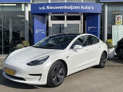 Tesla Model 3 - Standard RWD Plus 60 kWh | Panoramadak | Keyless | Dodehoekdetectie |