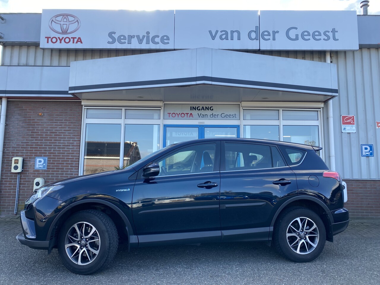 Toyota RAV4 - 2.5 Hybrid Dynamic Trekhaak Elek Klep - AutoWereld.nl