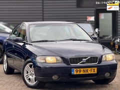 Volvo S60 - 2.4 D5|Airco|Trekhaak|Cruise|Leer