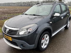 Dacia Sandero Stepway - 1.6 Nw APK/Lichtmetaal/Trekhaak/Centraal