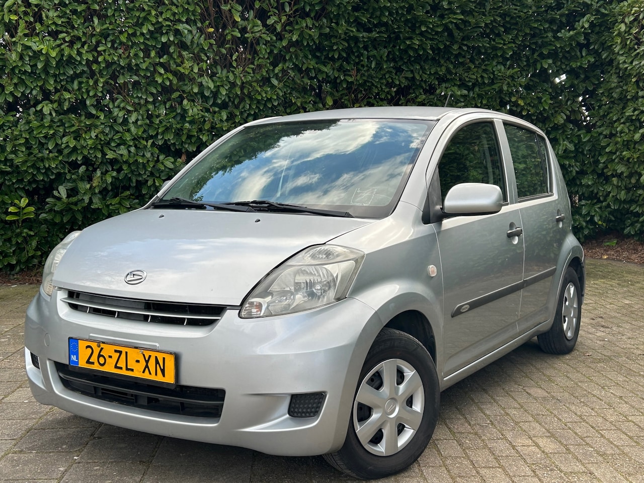 Daihatsu Sirion 2 - 1.0-12V Premium 1.0-12V Premium - AutoWereld.nl