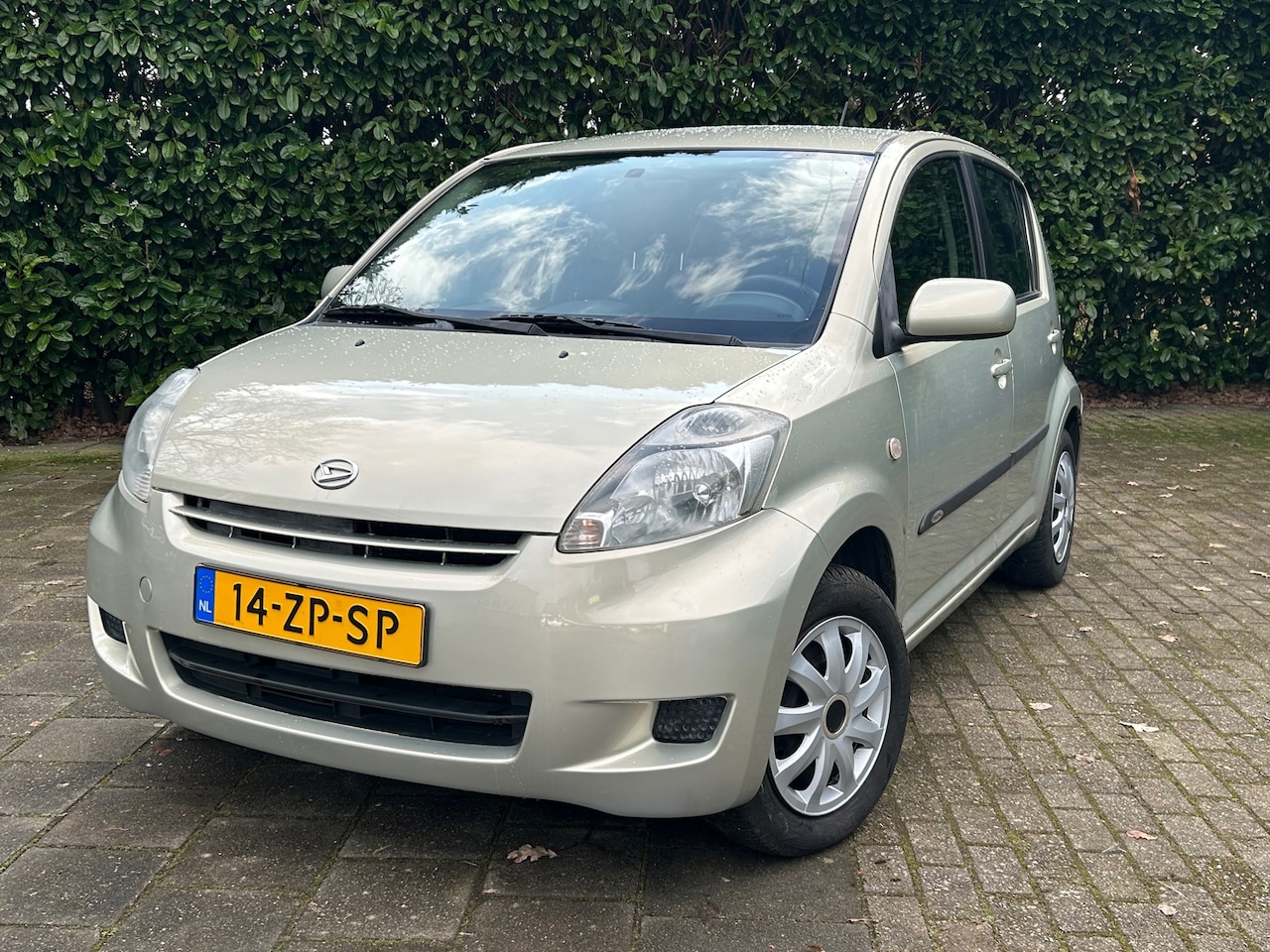 Daihatsu Sirion 2 - 1.0-12V Premium 1.0-12V Premium - AutoWereld.nl