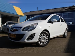 Opel Corsa - 1.2i "Selection" Airco - Trekhaak