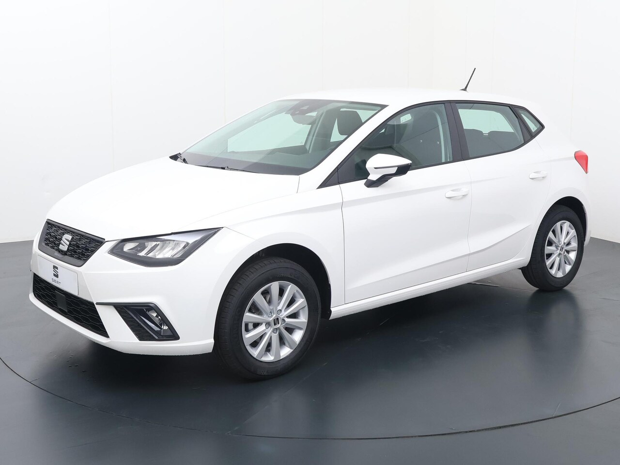 Seat Ibiza - Style Plus 1.0 70 kW / 95 pk EcoTSI Hatchback - AutoWereld.nl