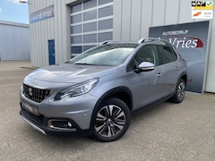 Peugeot 2008 - 1.2 PureTech Allure 130PK Automaat / Clima / Cruise / Navi / Camera / PDC V&A