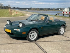 Mazda MX-5 - Miata 1.6i-16V Hardtop