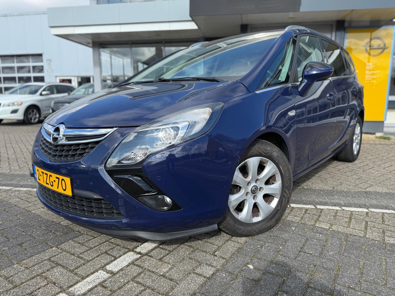 Opel Zafira Tourer - 1.6 CDTI Business+ | Navi | Airco | PDC | Trekhaak | - AutoWereld.nl