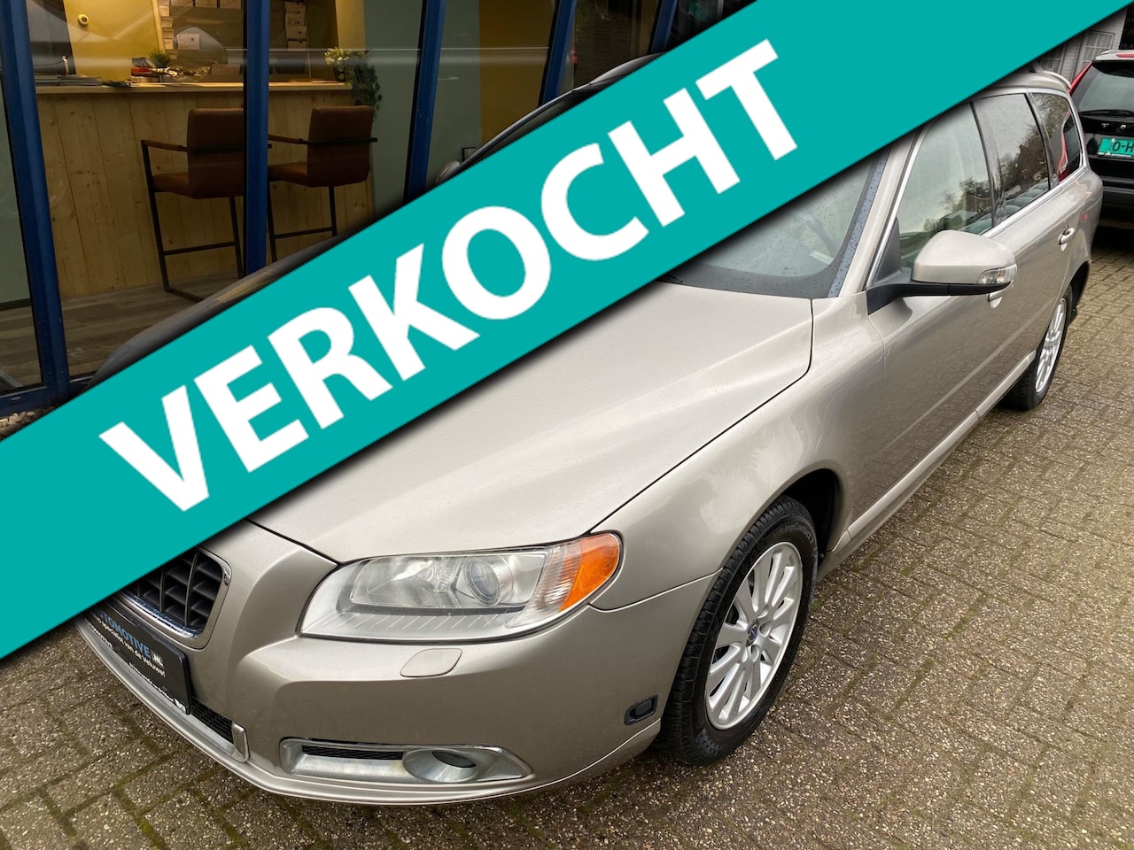 Volvo V70 - 2.5FT Summum Automaat - AutoWereld.nl