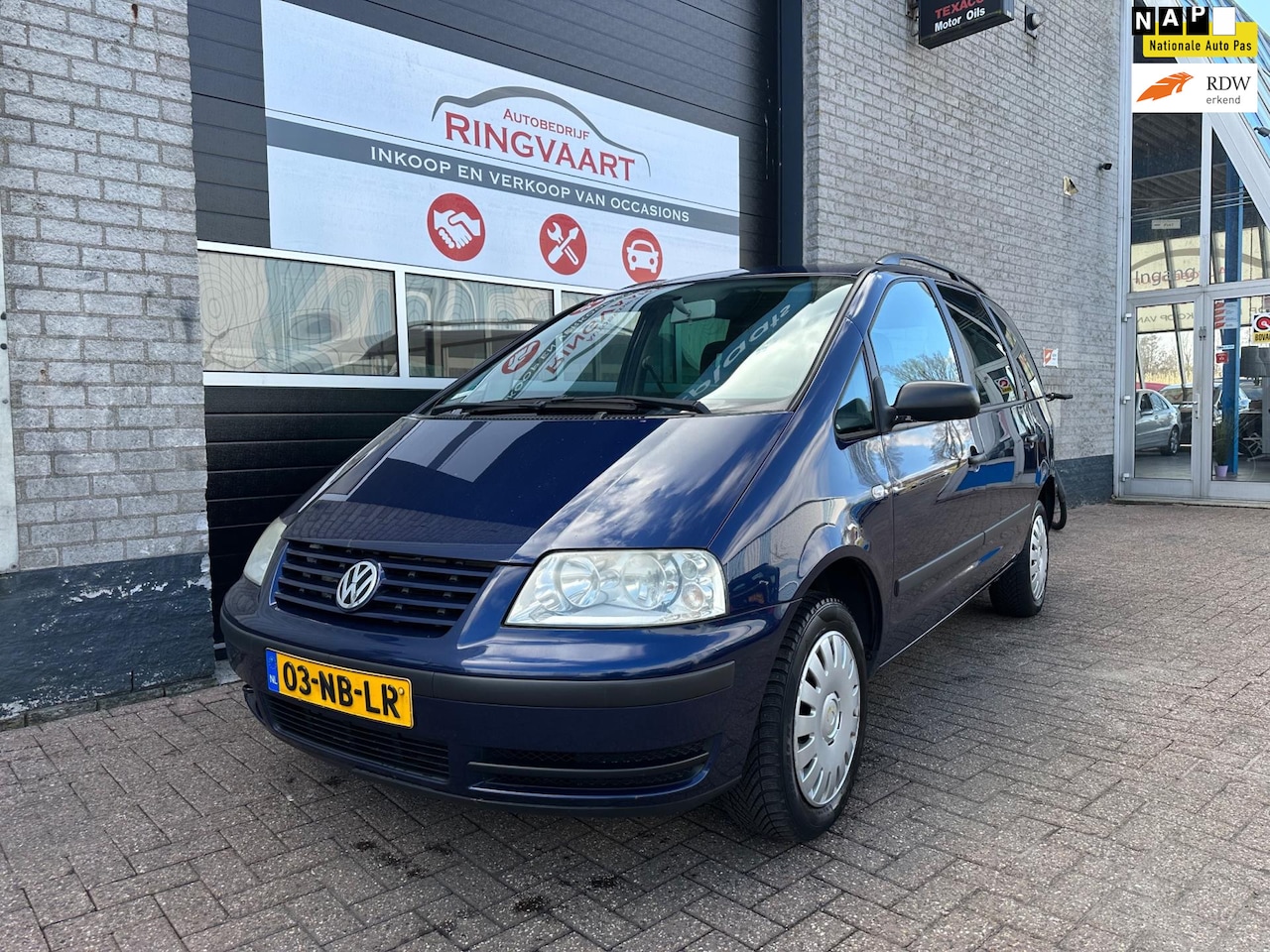 Volkswagen Sharan - 2.0 Trendline 7 Persoons - AutoWereld.nl