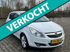 Opel Corsa - 1.0-12V Essentia airco elektrische ramen cv op afs