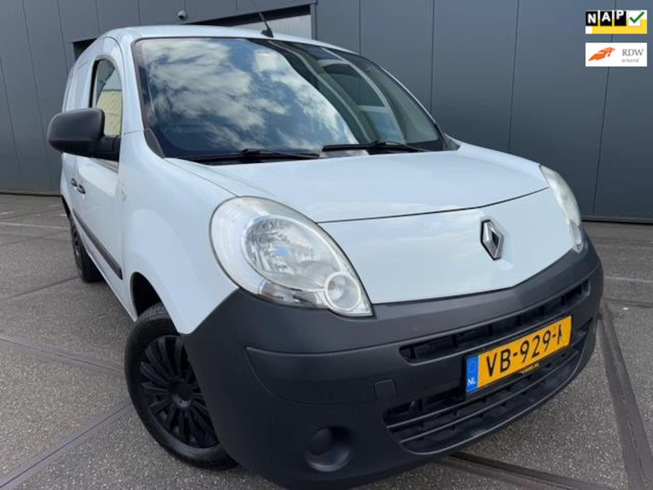 Renault Kangoo Express - 1.5 dCi 75 Express Comfort - NW RIEM - NW BANDEN - AutoWereld.nl