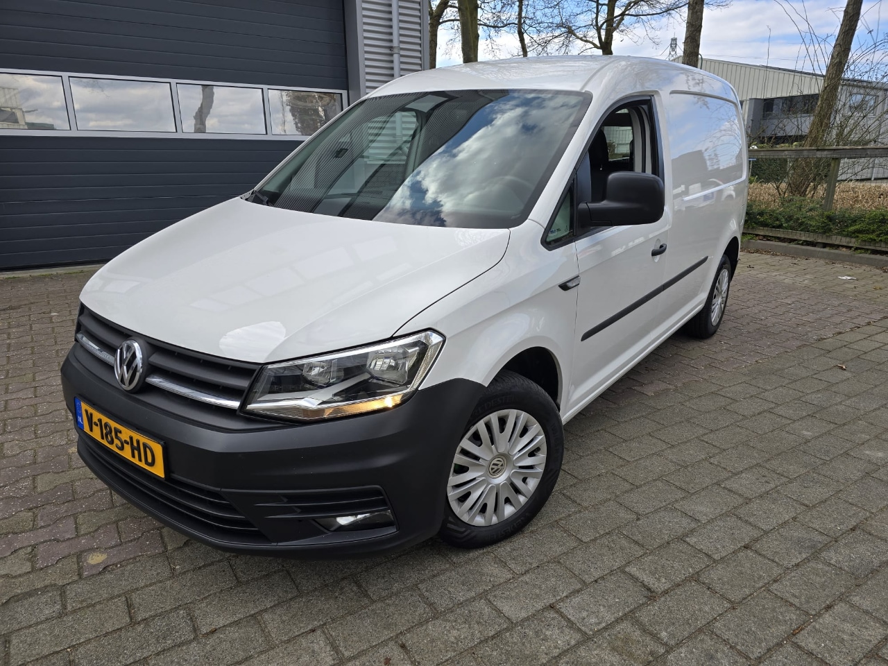 Volkswagen Caddy Maxi - 2.0 TDI L2 H1 COMFORTLINE - AutoWereld.nl