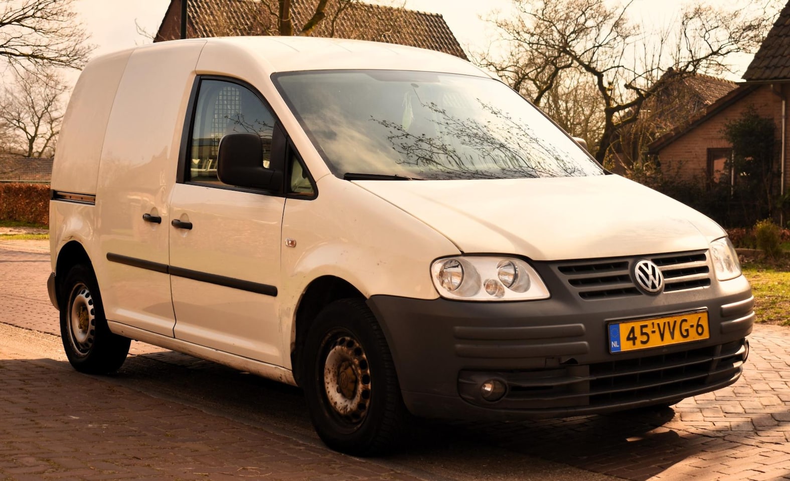 Volkswagen Caddy - 2.0 SDI MET AIRCO, TREKHAAK, ZIJDEUR EN MEER! - AutoWereld.nl