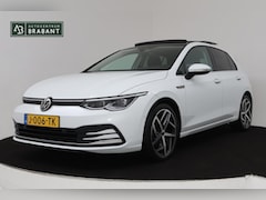 Volkswagen Golf - 1.5 eTSI Style Automaat (VIRTUAL, PANORAMADAK, NAVIGATIE, ADAPTIVE, ELEKT STOEL, PDC, NL-A