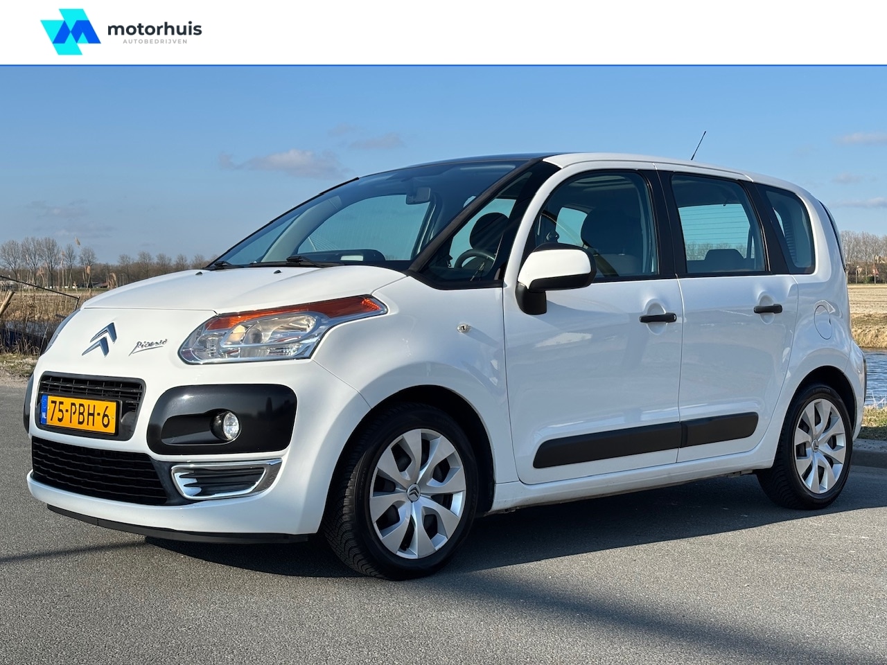 Citroën C3 Picasso - | AURA | PANORAMISCH DAK | TREKHAAK | - AutoWereld.nl