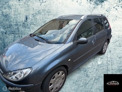 Peugeot 206 SW - 1.4-16V Air-line 3