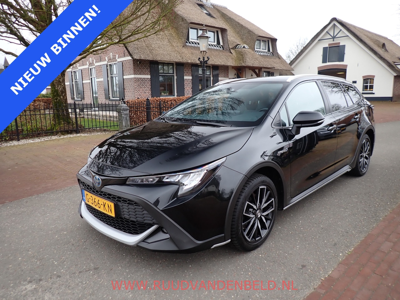 Toyota Corolla Touring Sports - 2.0 HYBRID TREK ACC/CAMERA/TREKHAAK/NAVIGATIE - AutoWereld.nl