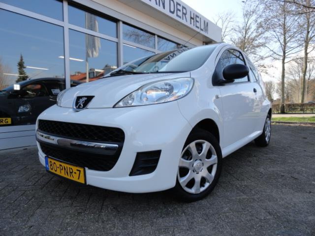 Peugeot 107 - 1.0-12V XR 1.0-12V XR - AutoWereld.nl