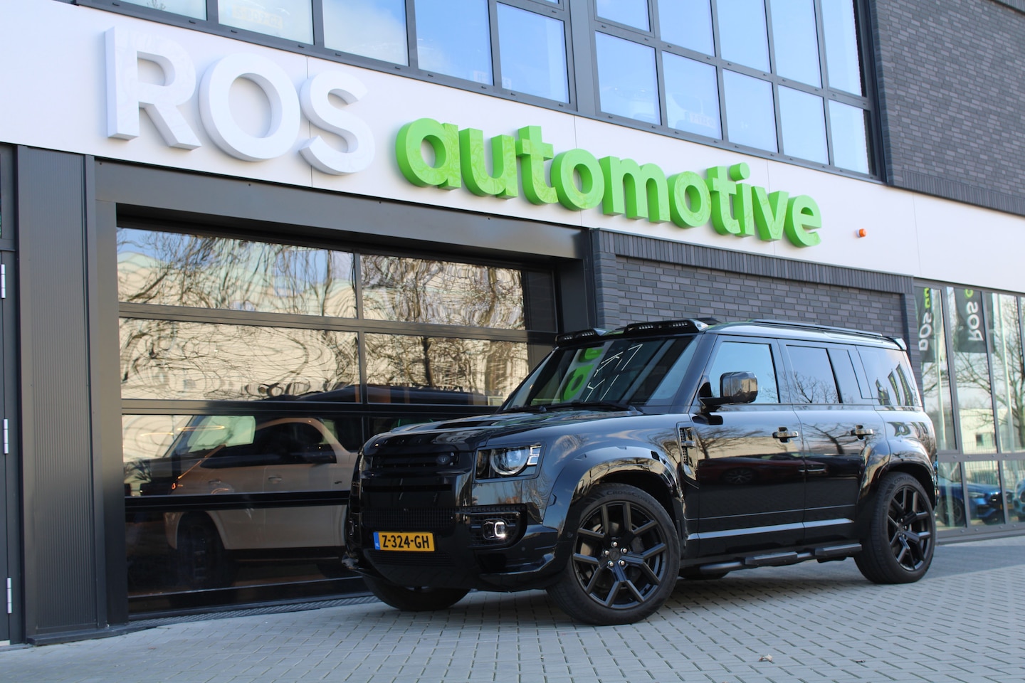 Land Rover Defender 110 - 2.0 P400e 110 X-Dynamic HSE | VOL URBAN | BTW | PANO | MERIDIAN | STOELKOELING | MEMORY | - AutoWereld.nl