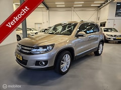 Volkswagen Tiguan - 2.0 TSI Sport&Style 4Motion