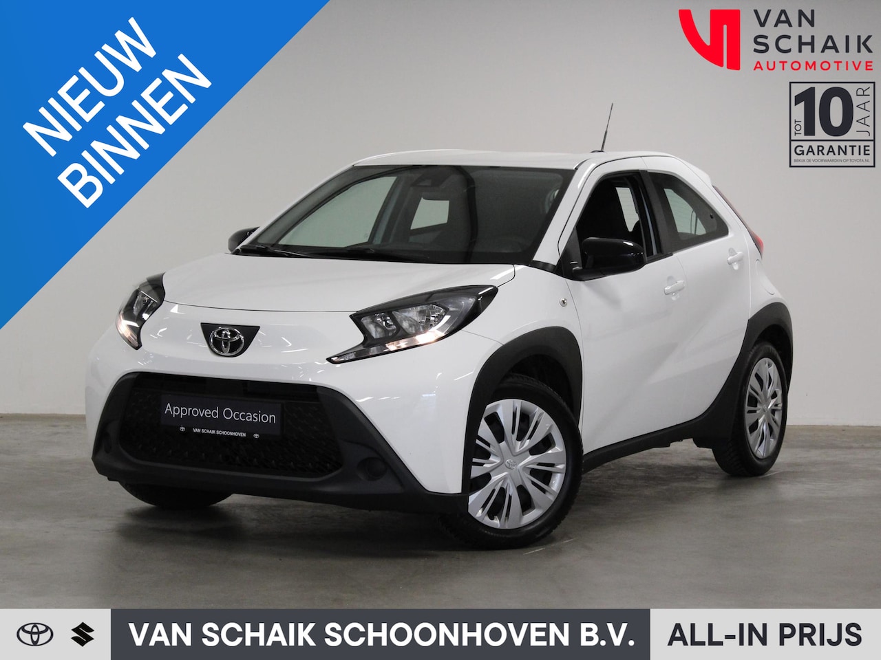 Toyota Aygo X - 1.0 VVT-i MT Play | Dealer onderhouden | Achteruitrijcamera | Adaptieve cruise control - AutoWereld.nl