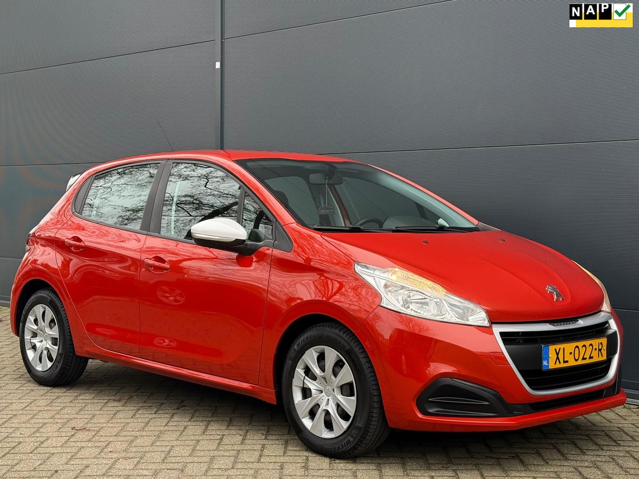 Peugeot 208 - 1.2 PureTech Like AIRCO| CRUISE | ELEK RAMEN | NWE APK - AutoWereld.nl