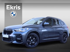 BMW X1 - xDrive25e eDrive Edition M-Sportpakket / 19" LMV / Panoramadak / Afneembare Trekhaak / Act