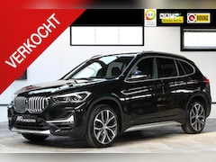 BMW X1 - sDrive20i VDL Nedcar Edition | Panoramadak | Head-Up | Sportstoelen | Camera | 19 inch | N