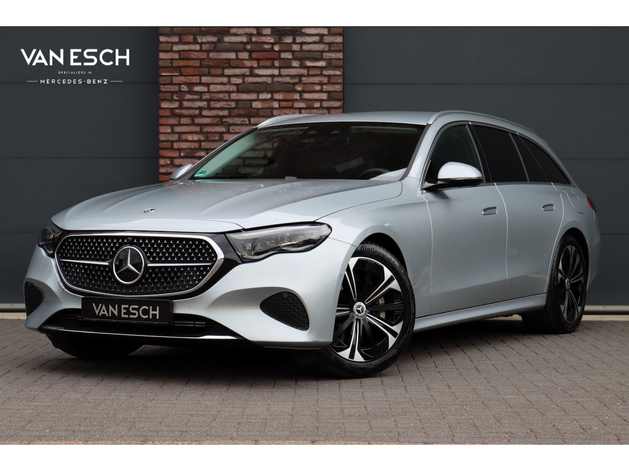 Mercedes-Benz E-klasse Estate - 300 e Luxury Line Aut9 | Hyperscreen | Distronic+ | Burmester | Zonweringspakket | Stoelve - AutoWereld.nl