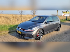 Volkswagen Golf - 2.0 TSI GTI Performance 304 pk (+trekhaak)