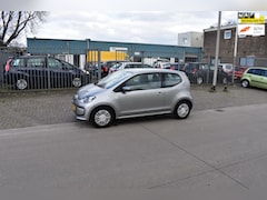 Volkswagen Up! - 1.0 move up BlueMotion