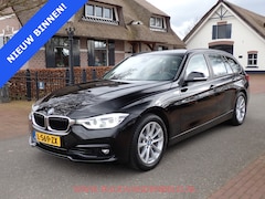 BMW 3-serie Touring - 330i NAVI / TREKHAAK / FULL-LED